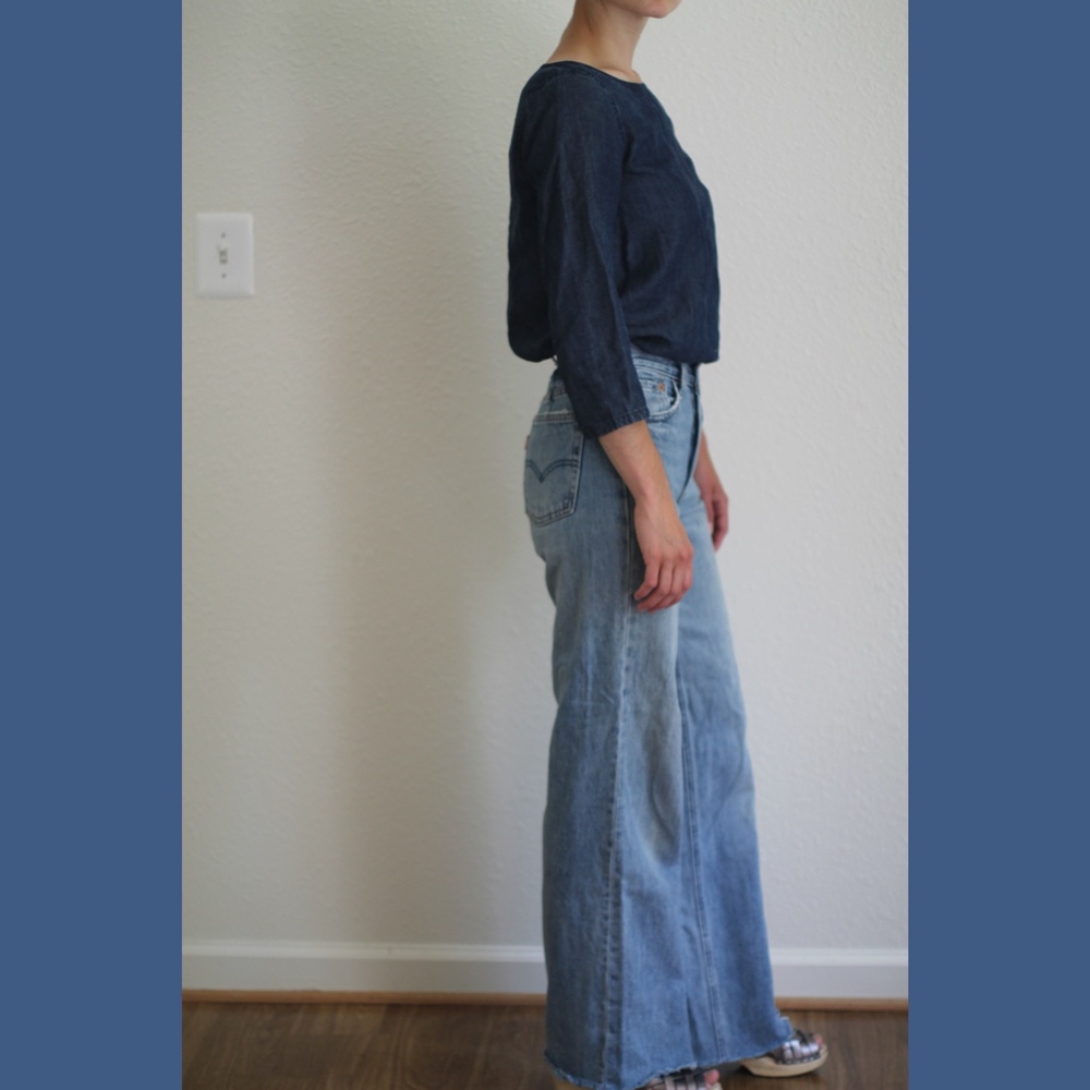 Levi’s Altered Wide Leg Jeans, size 24